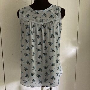 LOFT Mixed Media Light Blue Floral Shell Size Small